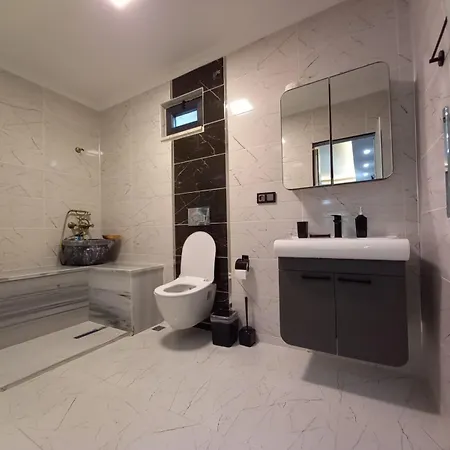 Sakarya Da Oezel Havuzlu , Ailelere Oezel Villa *