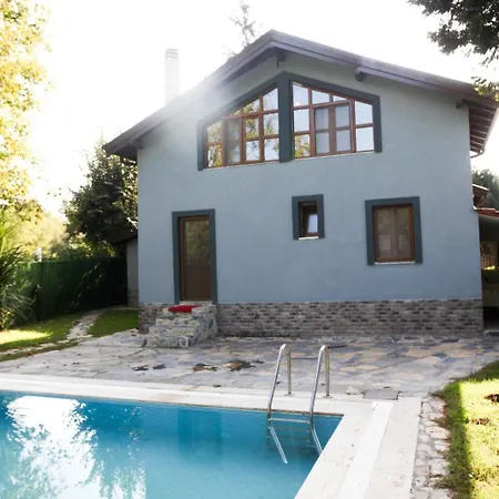 Villa Sakarya Da Oezel Havuzlu , Ailelere Oezel *