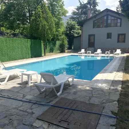 Sakarya Da Oezel Havuzlu , Ailelere Oezel Villa Sapanca